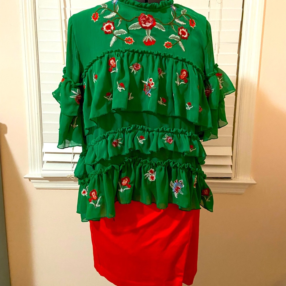 Beautiful summer patio two piece!